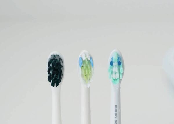飛利浦電動牙刷頭真假辨別：飛利浦電動牙刷刷頭如何查真假？