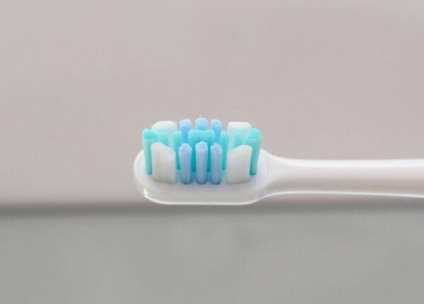電動牙刷的刷頭如何消毒？電動牙刷頭消毒靠譜的方式介紹