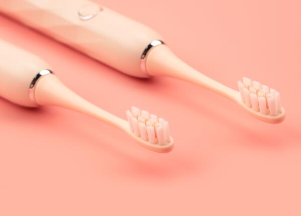 電動(dòng)牙刷替換頭怎么用？正確使用牙刷替換頭的技巧分享